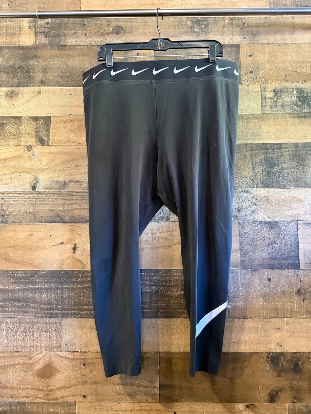Nike Womens 2X Black Leggings - Repeat Swoosh Waistband Graphic Leg Logo Tights